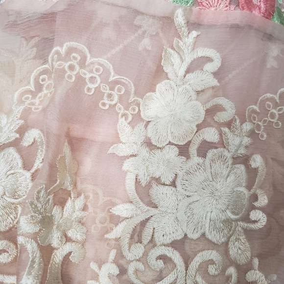 Agha Noor Floral Embroidered Sheer Kurti Size Medium - Picture 13 of 15